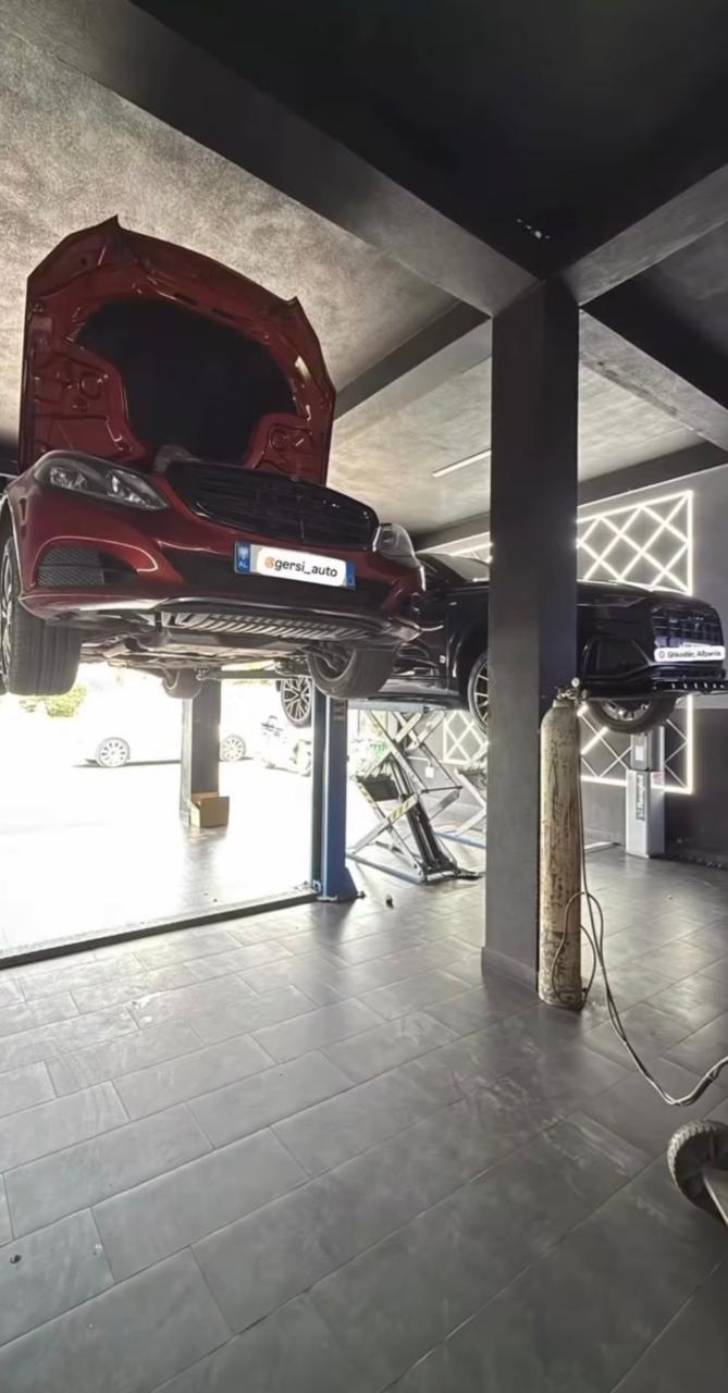 Ambienti i brendshëm i servisit Gersi Auto në Shkodër